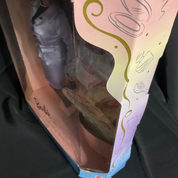 Barbie Perfectly Suited,Limited Edition of Millicent Robert’s Collection 1997 - Picture 9 of 10